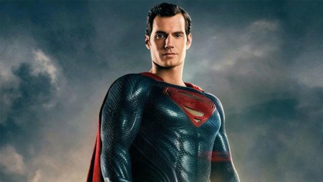 Superman’i Canlandıran Henry Cavill’in Batman Olarak Gözüktüğü Hayran Tasarımı