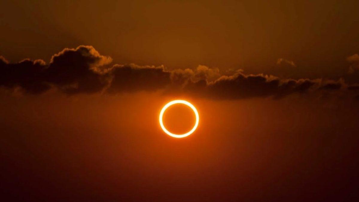 Dün Sabahki Halkalı Güneş Tutulmasında Çekilen Muhteşem Fotoğraflar