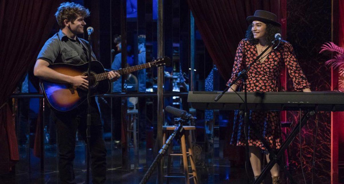 Apple TV+’ın Yeni Dizisi Little Voice’tan İlk Fragman Geldi