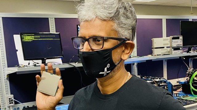 Intel’in Baş Mimarı, Devasa Xe Grafik İşlemcisinin Fotoğrafını Paylaştı