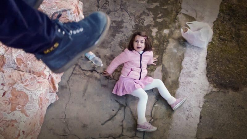 Netflix İmzalı ’Yer Çekimsiz Adam’ Filminden İlk Fragman Geldi