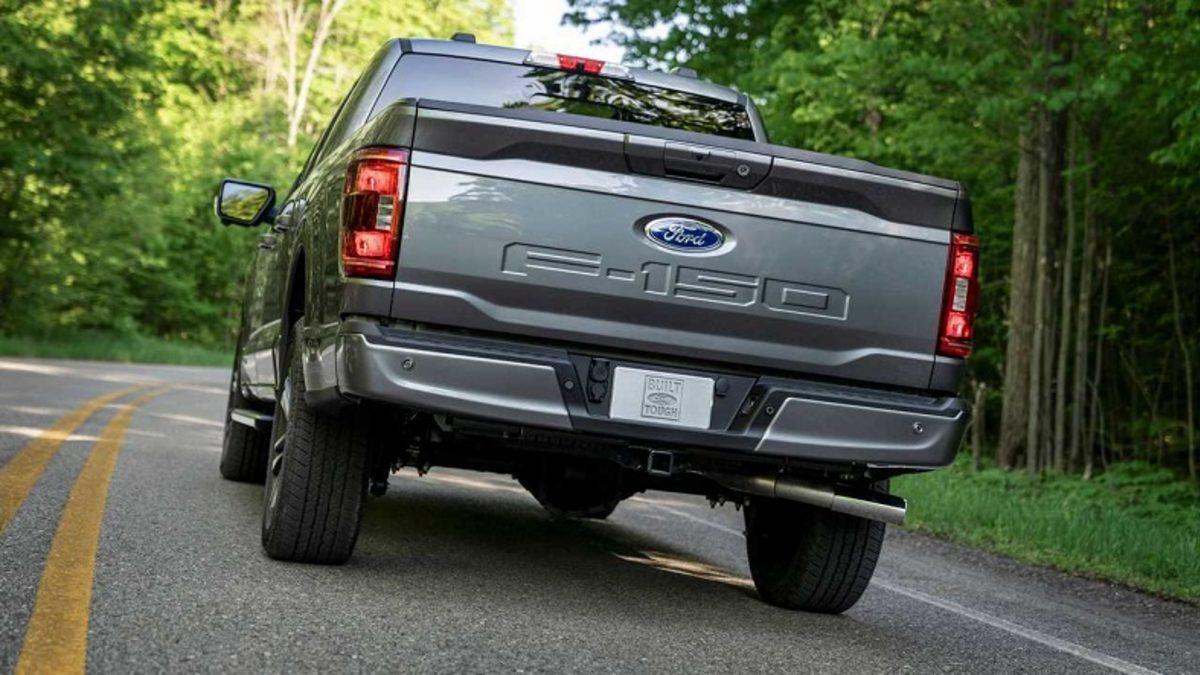 2021 Ford F-150, Hibrit Motor Seçeneği ve Büyüleyici Tasarımıyla Tanıtıldı