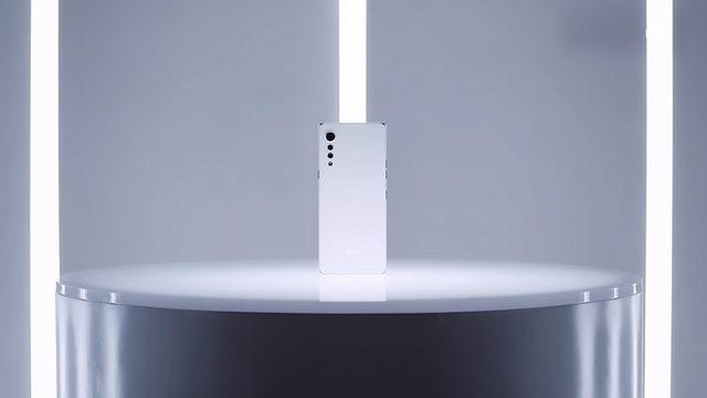 LG Velvet 5G’nin Tasarımını Ön Plana Çıkaran Yeni Tanıtım Videosu