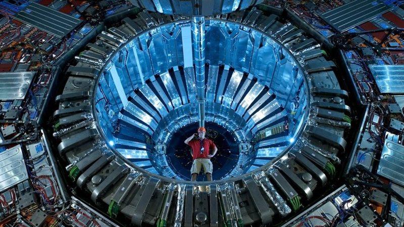 Uzmanlar CERN’e Karşı Çıktı: Dünyanın Yeni Bir Parçacık Çarpıştırıcısına İhtiyacı Yok