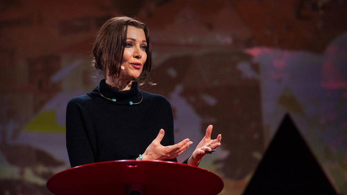 Ünlü Yazar Elif Şafak’ın Kitabı Aşk, Netflix Dizisi Olacak