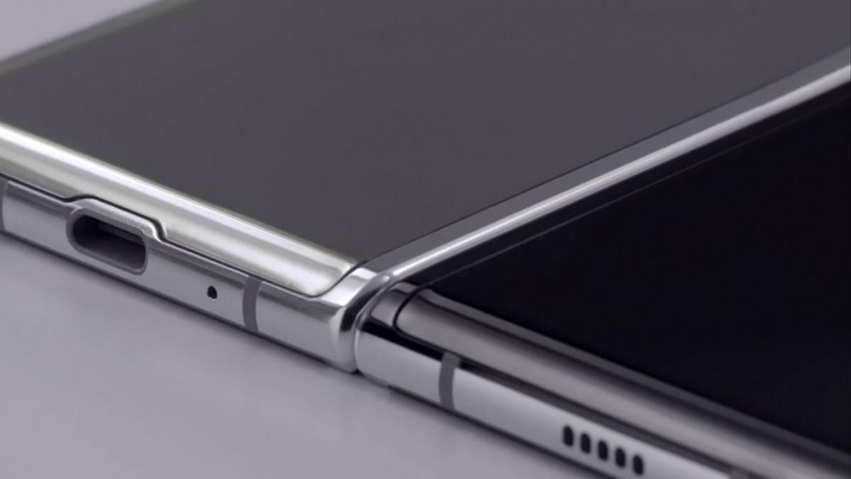 Samsung, Katlanabilir Telefonlarında Ultra İnce Cam Kullanacak