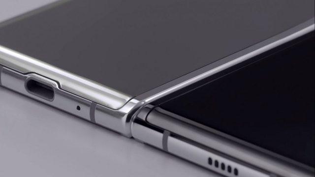 Samsung, Katlanabilir Telefonlarında Ultra İnce Cam Kullanacak