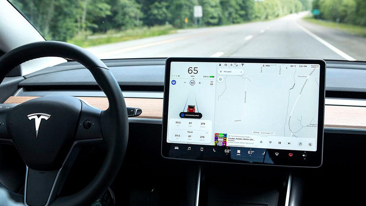 Tesla Arabaların Bugüne Kadar Geçirdiği 7 Otopilot Kazası