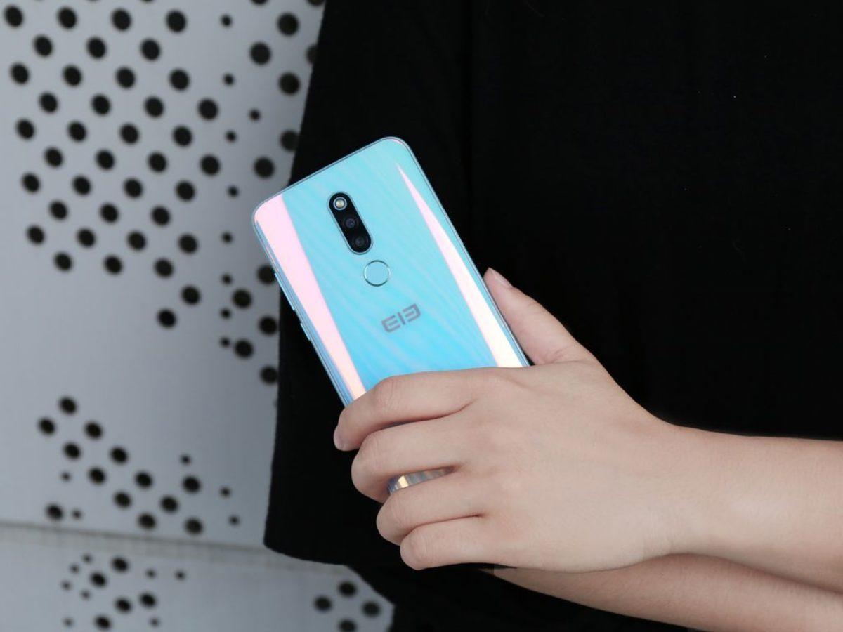 Çentiksiz Telefon Elephone PX’e Ait Yeni Fotoğraflar Ortaya Çıktı