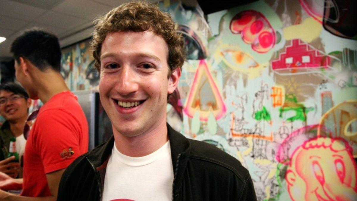 Mark Zuckerberg: O Zamanlar Facebook Olsaydı Irak Savaşı Önlenebilirdi