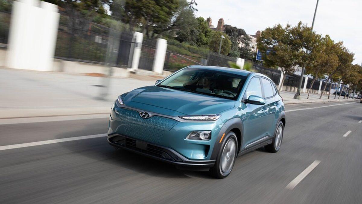 0’dan 100’e En Hızlı Ulaşabilen 10 Elektrikli Araba