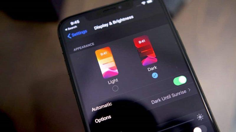 Karanlık Modun Tam Bir Batarya Dostu Olduğunu Gösteren iOS 13 Testi