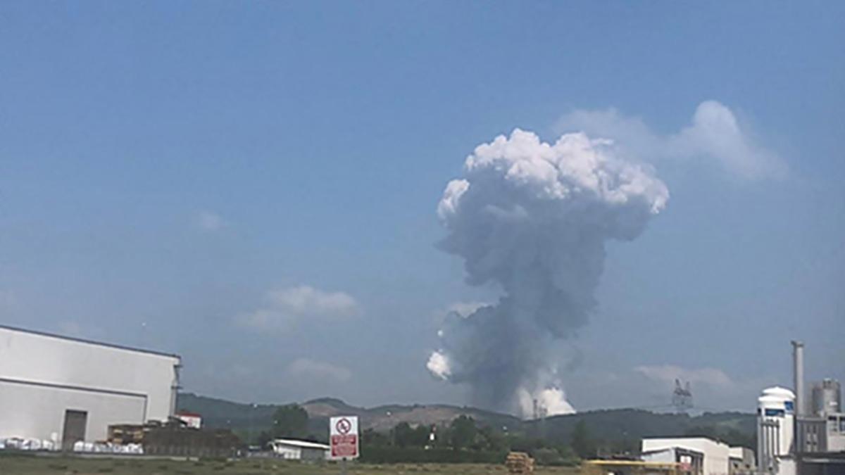 Kızılay’dan Sakarya’daki Patlama Sonrası Açıklama: Dumanı Solumayın