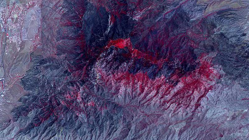 NASA, Arizona’daki Bighorn Yangını’nın Etkilerini Gösteren Bir Uydu Görüntüsünü Yayınladı