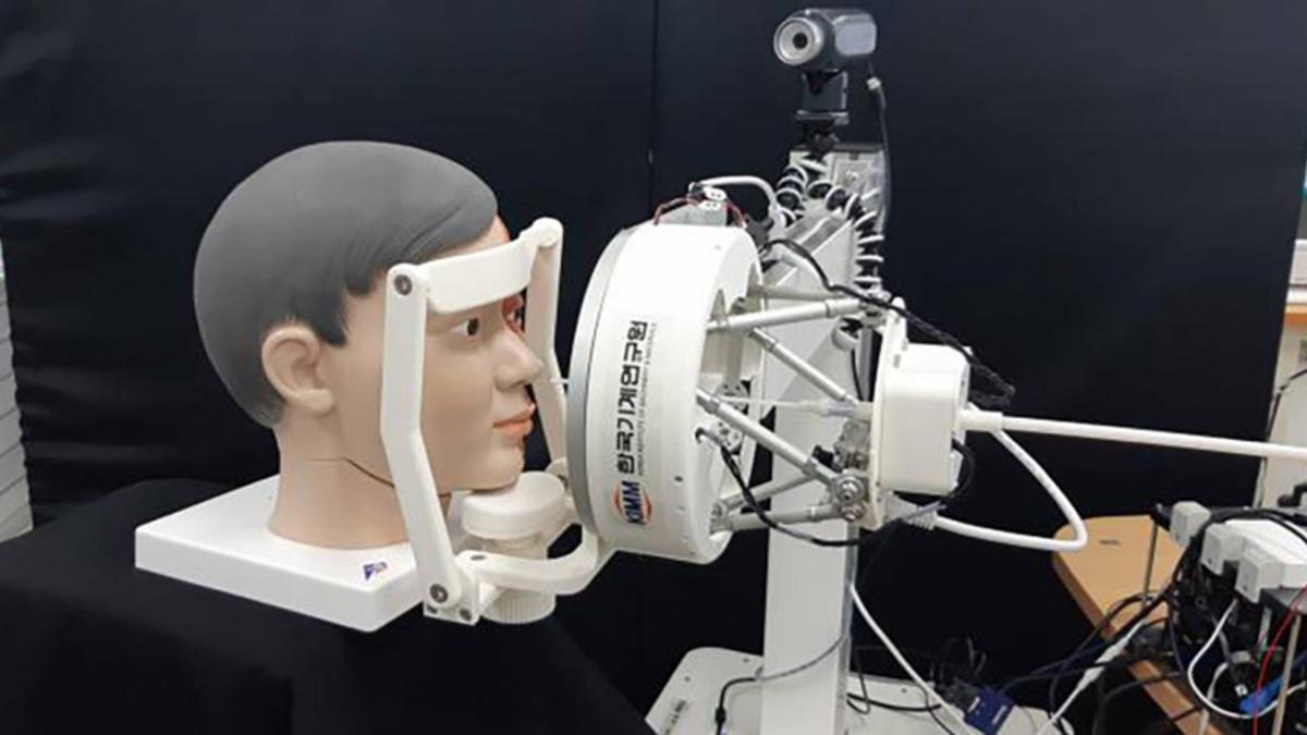 Araştırmacılar, Koronavirüs Hastalarından Örnek Almada Kullanılacak Bir Robot Geliştirdi