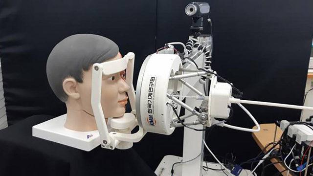 Araştırmacılar, Koronavirüs Hastalarından Örnek Almada Kullanılacak Bir Robot Geliştirdi