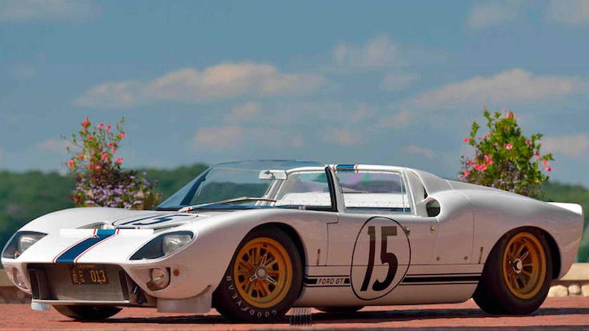 Fiyatını Görünce Küçük Dilinizi Yutacağınız Nadir Ford GT Roadster