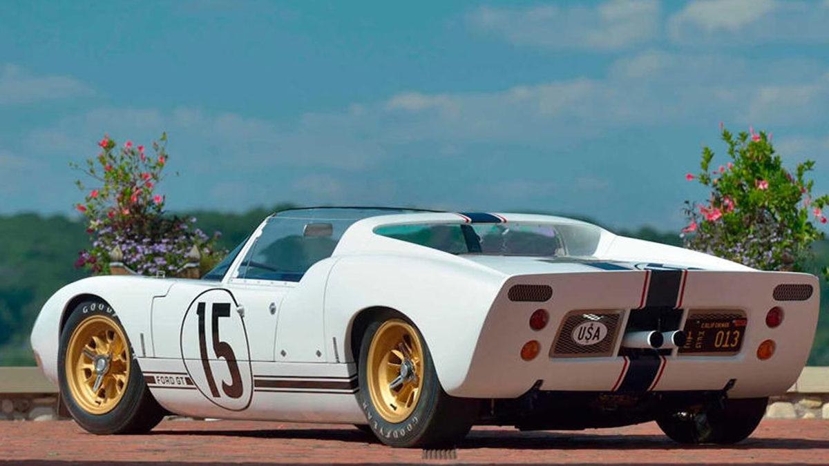 Fiyatını Görünce Küçük Dilinizi Yutacağınız Nadir Ford GT Roadster