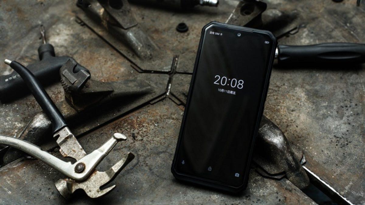 Tank Kadar Sağlam Telefon Doogee S95 Pro Tanıtıldı: İşte Fiyatı ve Özellikleri