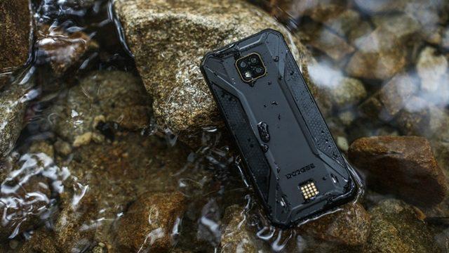 Tank Kadar Sağlam Telefon Doogee S95 Pro Tanıtıldı: İşte Fiyatı ve Özellikleri