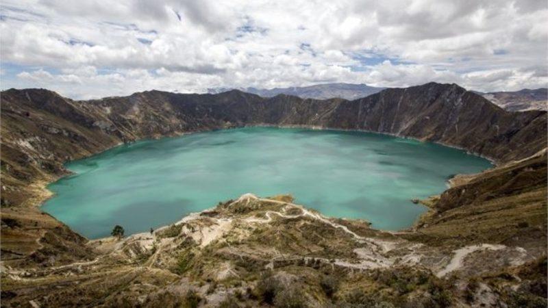 Filipin Denizi’nde Dünyanın Bilinen En Büyük Volkanı Keşfedildi