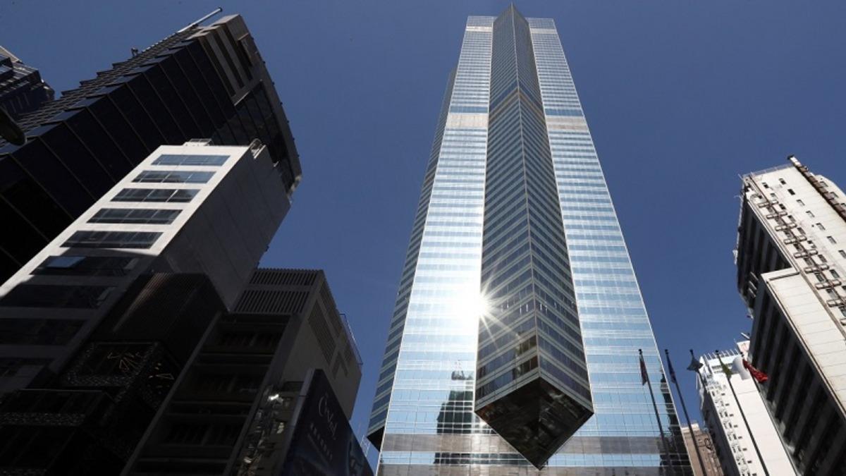 Dünyanın En Pahalı Park Yeri, Hong Kong’da İnanılmaz Bir Fiyata Satıldı