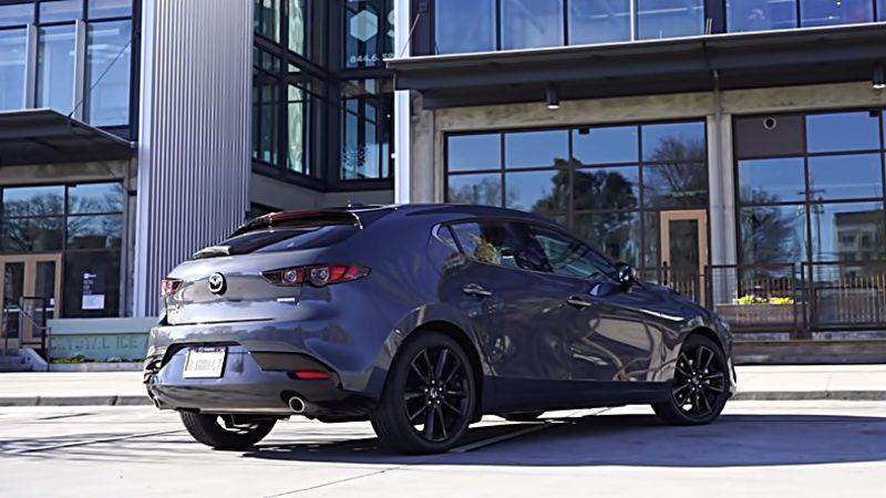 2021 Mazda3’ün Özellikleri, Tanıtımdan Günler Önce Ortaya Çıktı (Video)
