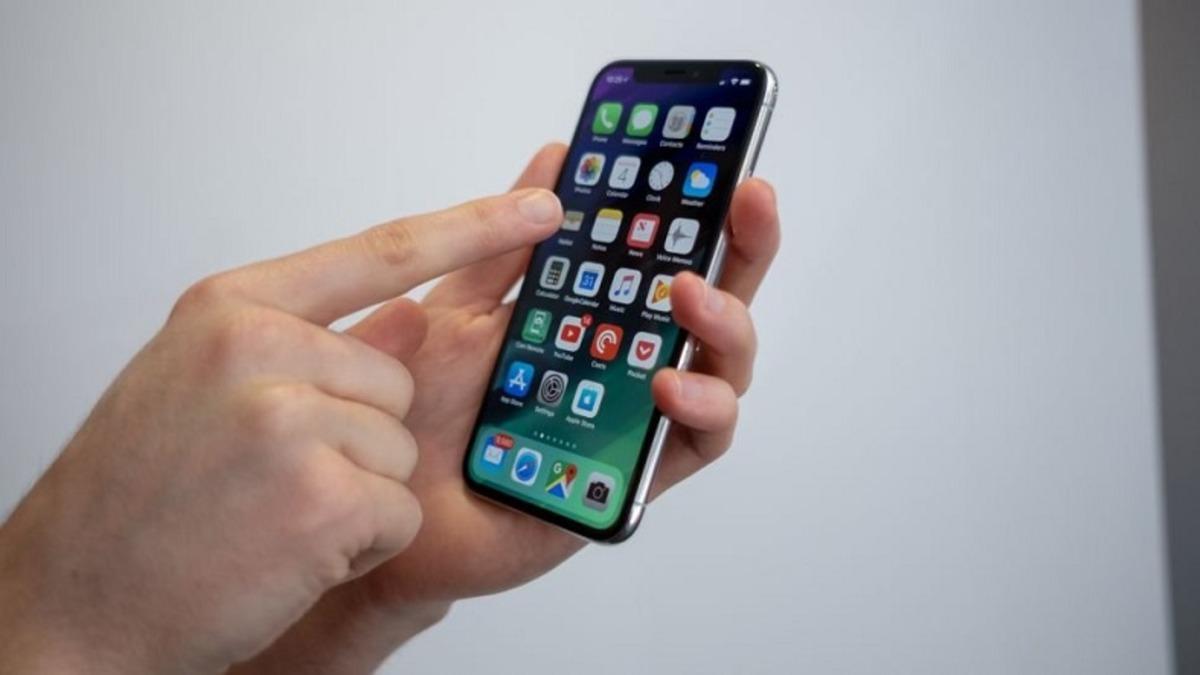 Apple, iPhone SE 2’nin Ekranları İçin Samsung Yerine LG’yi Tercih Edecek