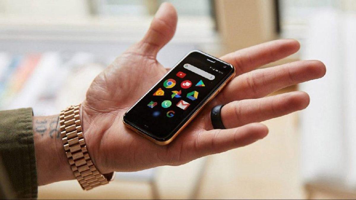 Dünyanın En Küçük Akıllı Telefonu ‘Palm’, Amazon Türkiye’de Satışa Çıktı