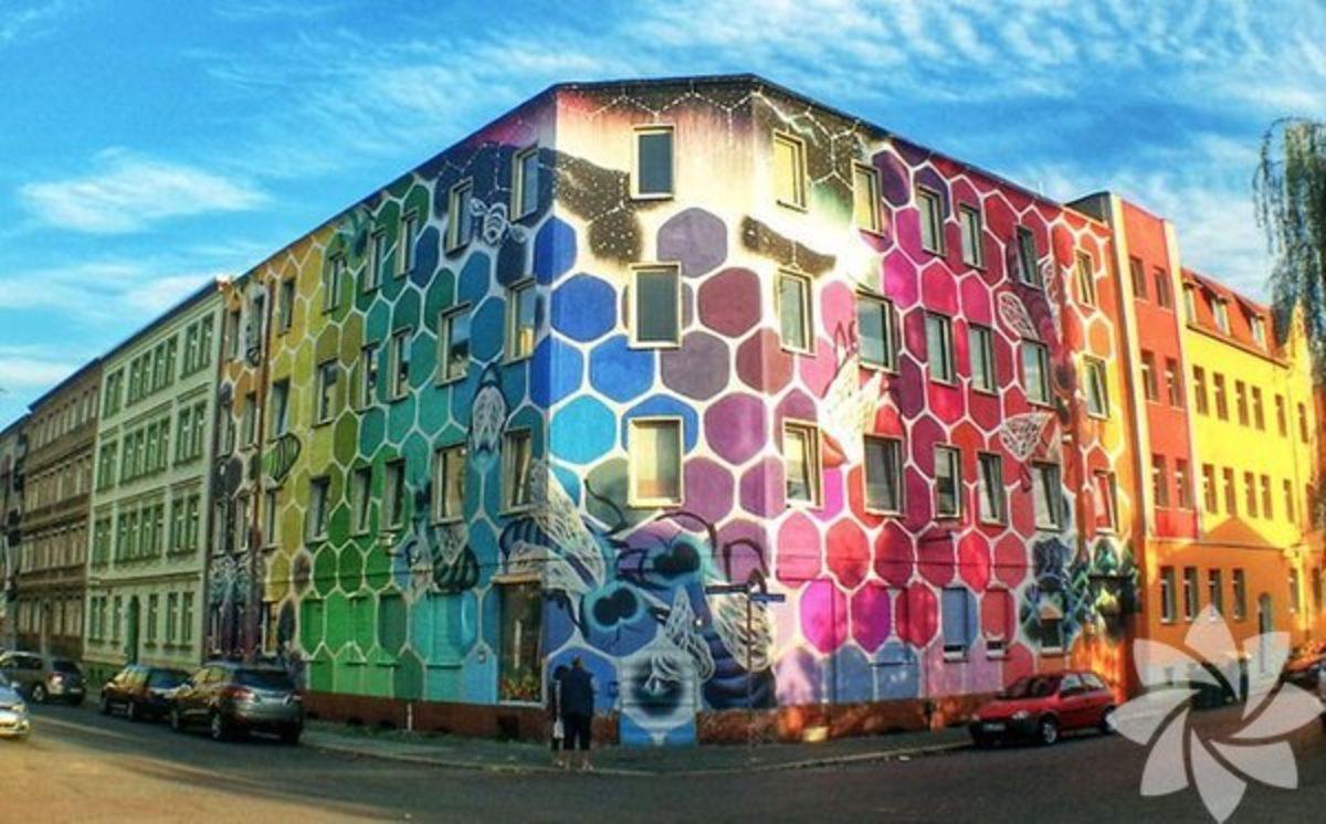 Koskoca Binaları Adeta Tuvale Dönüştüren 10 Başarılı Duvar Boyama Sanatı