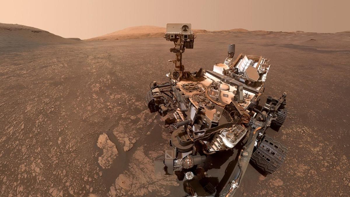 NASA, Curiosity Uzay Aracının Nefes Kesen Yeni Selfie Fotoğrafını Paylaştı