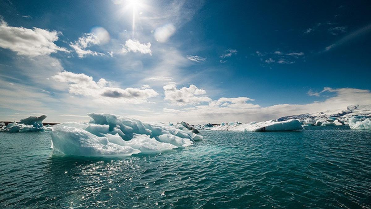 Bir Mühendis, Arktik Buz Erimesini Durduracak Bir Yöntem Geliştirdi