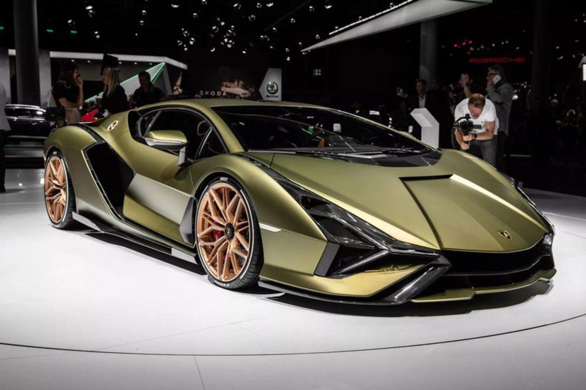 Lamborghini, Uluslararası Uzay İstasyonu’na Karbon Fiber Gönderiyor
