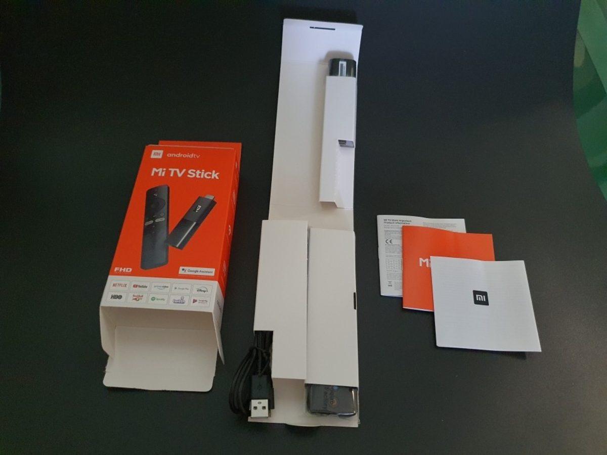 Her Televizyonu Android Akıllı TV’ye Dönüştüren Xiaomi Mi TV Stick’in Kutu İçeriği Ortaya Çıktı