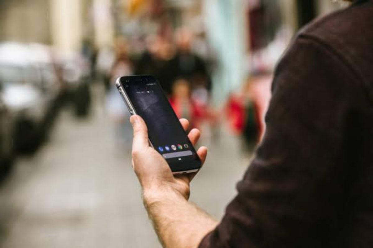 Caterpillar, Tank Gibi Sağlam Akıllı Telefonu S52’yi Duyurdu: Fiyatı ve Özellikleri