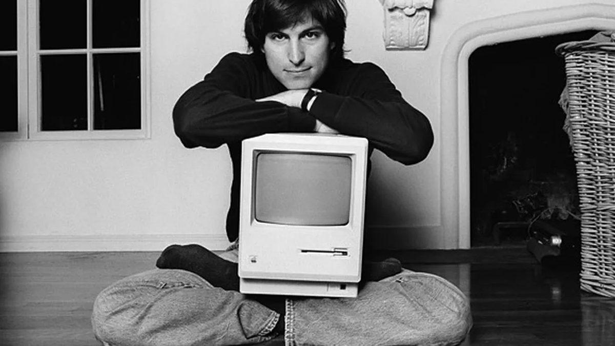 Steve Jobs’ın 35 Yıl Önce Adeta Hayat Dersi Verdiği Eşsiz Röportajı