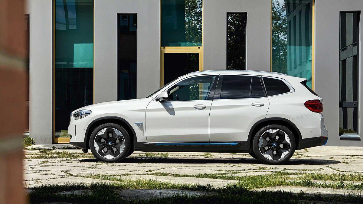 BMW, Elektrik Motorlu İlk Crossover Modeli iX3’ü Duyurdu