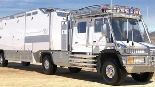 Filmlerinden Fırlamış Teknoloji Abidesi Karavan: KiraVan