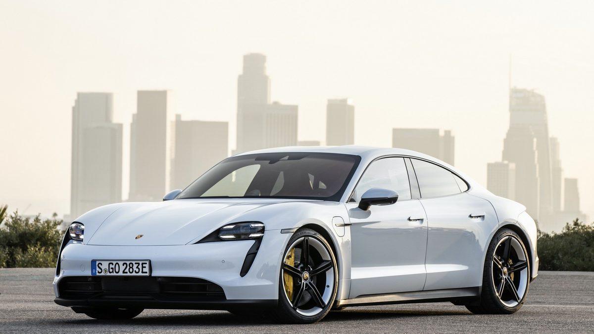 Bilim İnsanları, Porsche Taycan’ı Yılın En İnovatif Aracı Seçti