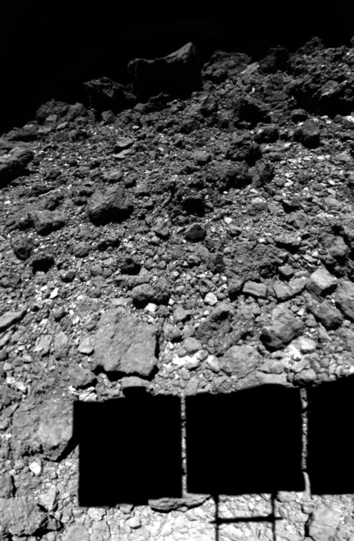 Ryugu Asteroidinden Parça Alan Japon Uzay Kapsülü, 2020’de Dünya’ya Ulaşacak