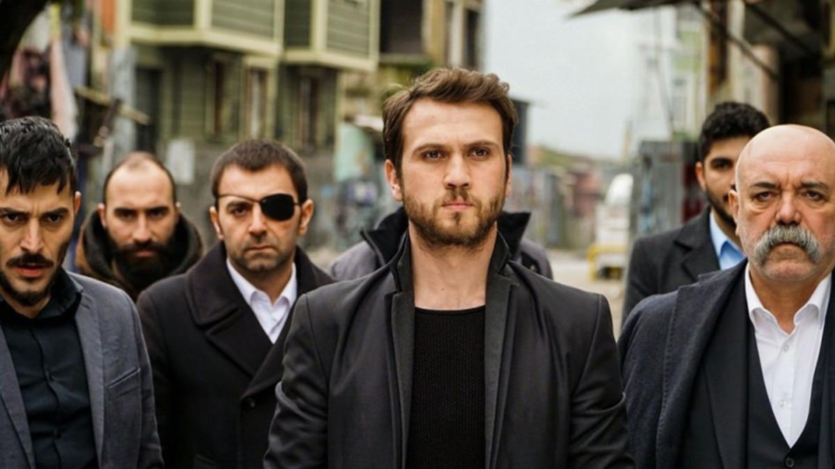 Çukur Dizisine Bir Sahnesi Yüzünden Suç Duyurusunda Bulunuldu