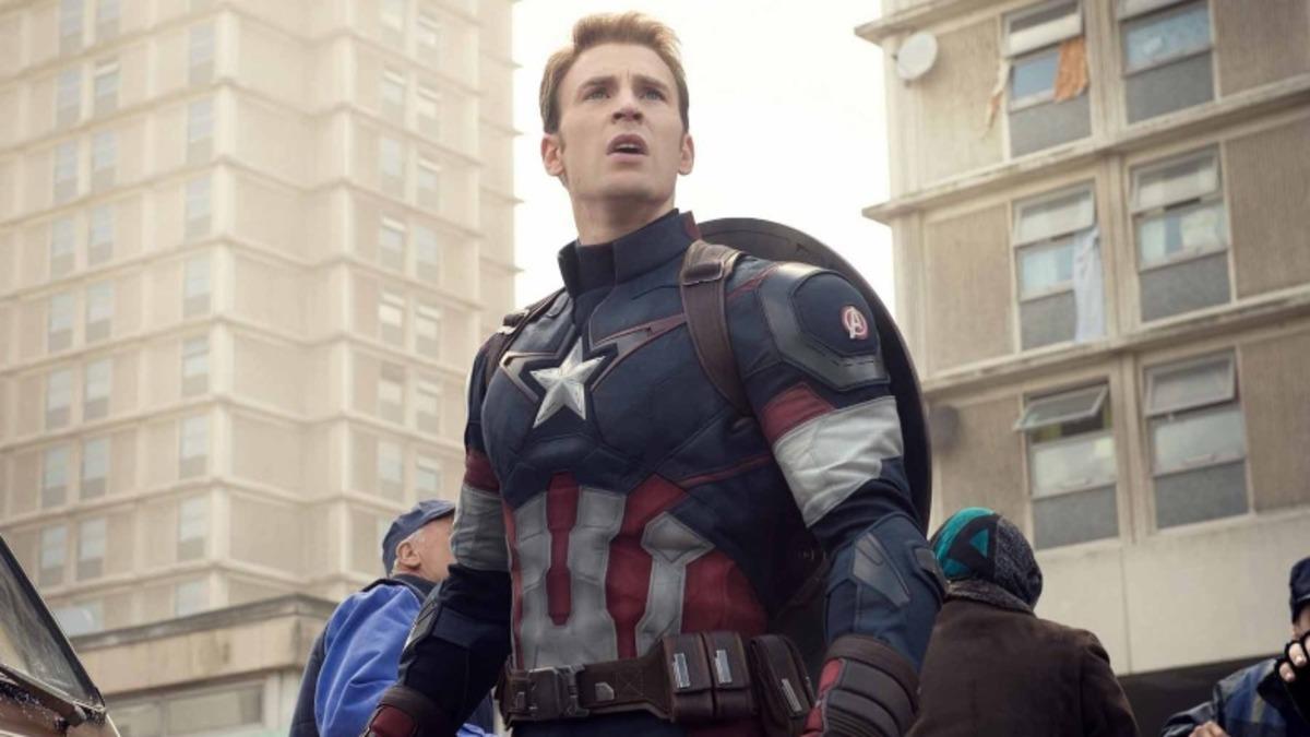 Chris Evans, Kız Kardeşini Kurtaran Küçük Kahramana Video Gönderdi