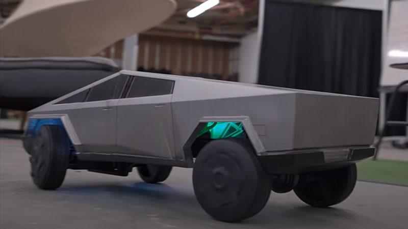 Bir YouTuber, Tesla Cybertruck’ın Sevimli Uzaktan Kumandalı Modelini Yaptı