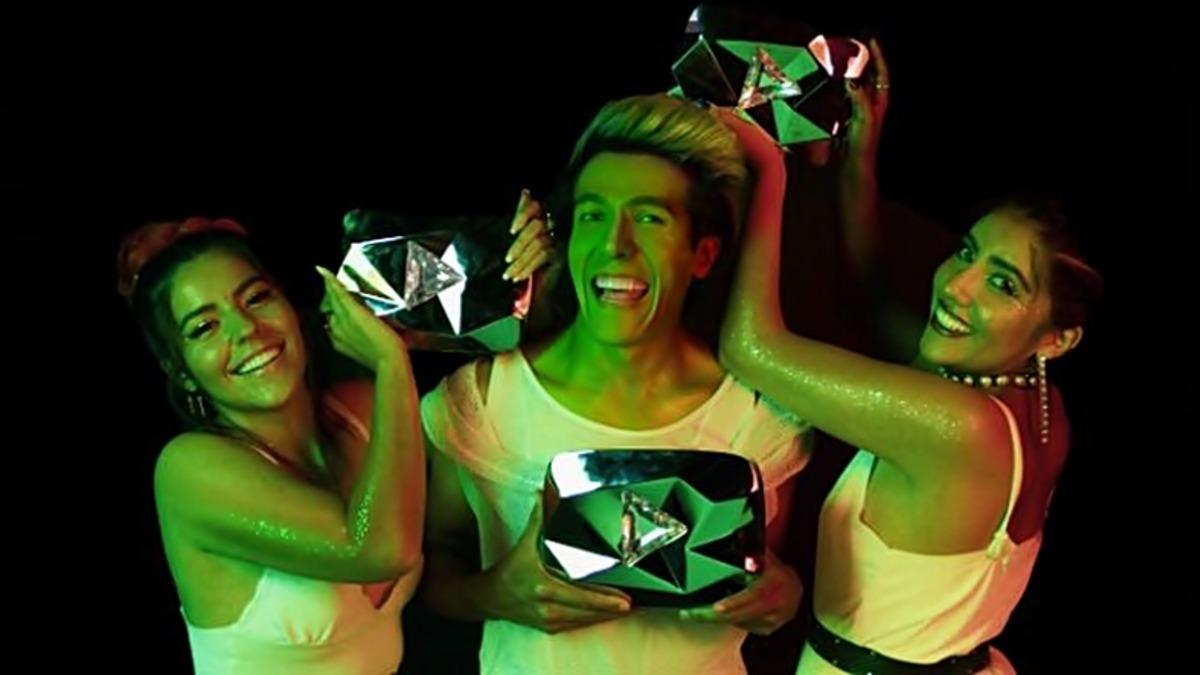 Meksikalı Üç Kardeş ’En Fazla YouTube Elmas Play Butonu Kazanan Aile’ Rekorunu Kırdı