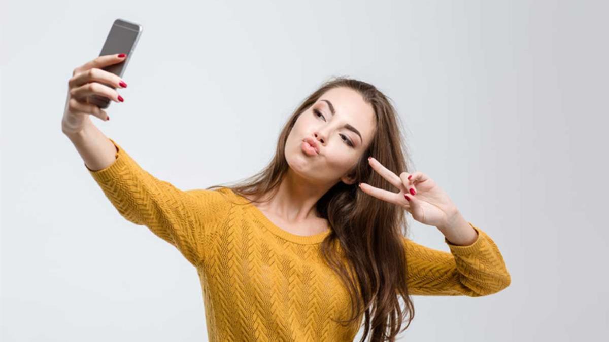 Yeni Bir Araştırmaya Göre Instagram’da Selfie Paylaşanlar Daha Mutlu