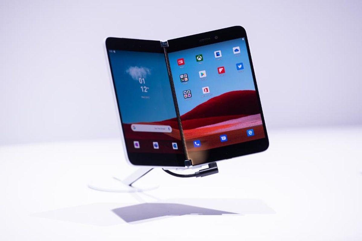 Microsoft Surface Duo’nun Düşük Işıkta Güzel Selfie Çekmenizi Sağlayacak Özelliği Doğrulandı