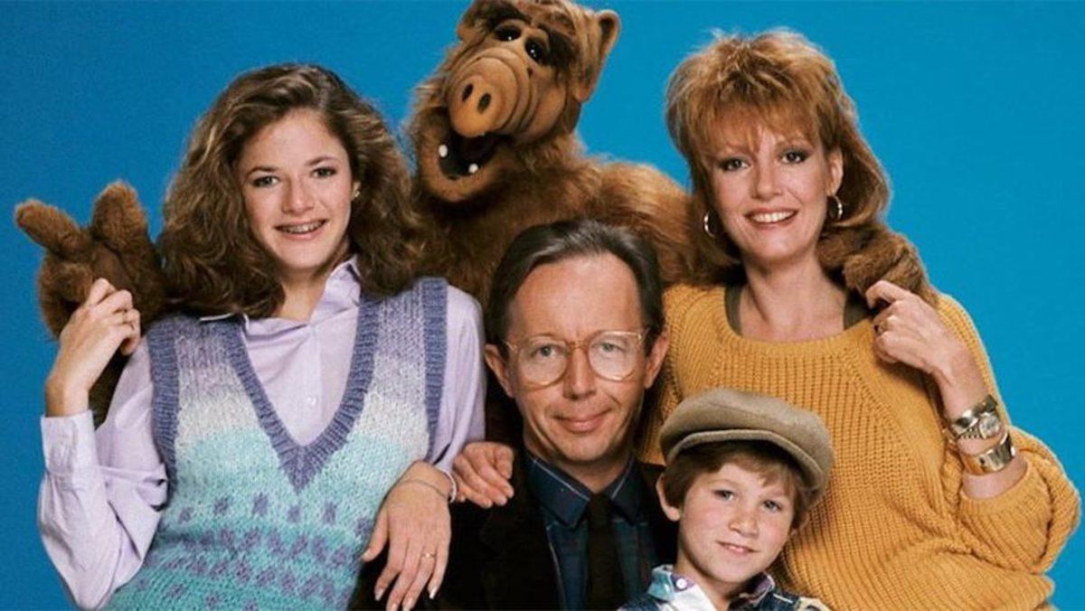 İzlemeye Doyulamayan Efsaneleşmiş 15 Sitcom Dizisi