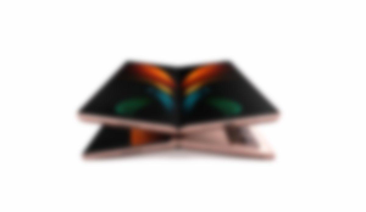 Samsung’un Tasarım Sorunlarını Çözdüğünü Gösteren Galaxy Fold 2 Görseli