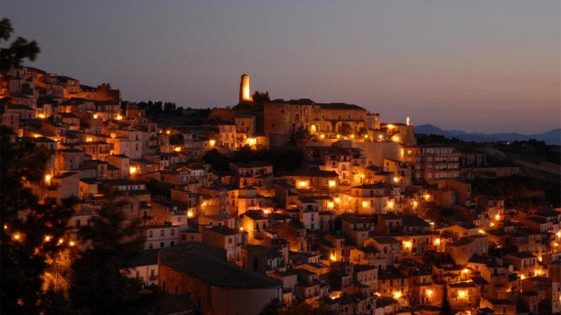 İtalya’da Terk Edilmiş Bazı Evler Ücretsiz Olarak Veriliyor