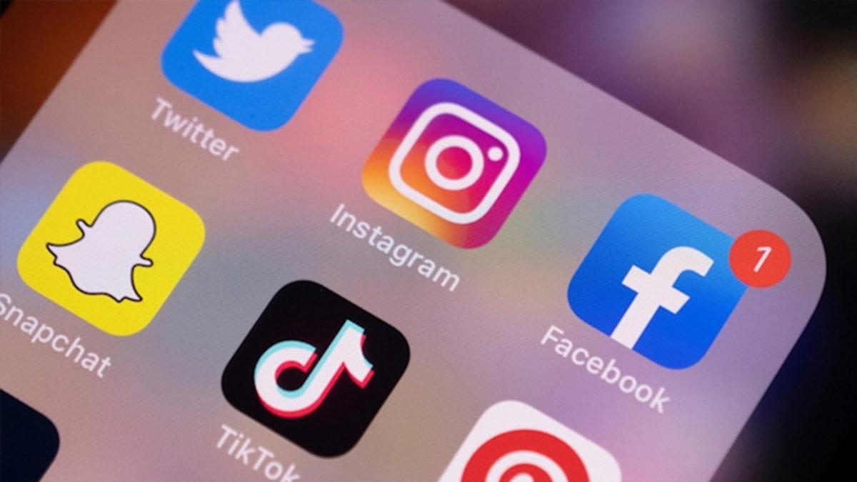 Halkın Sosyal Medya Düzenlemesi Hakkında Fikir Değiştirdiğini Gösteren Anket Sonuçları